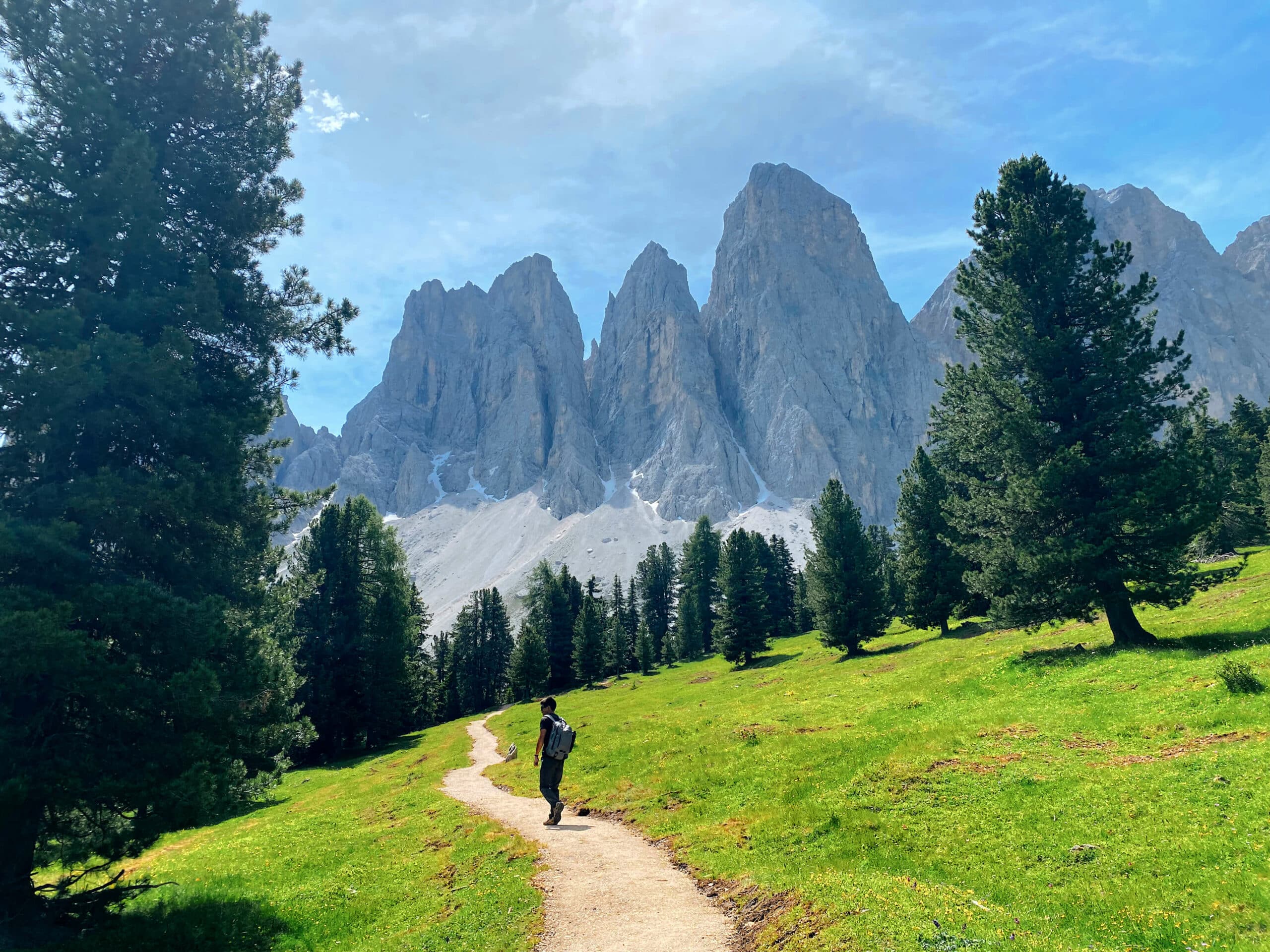 Stunning cliff faces on the Adolf Munkel Weg