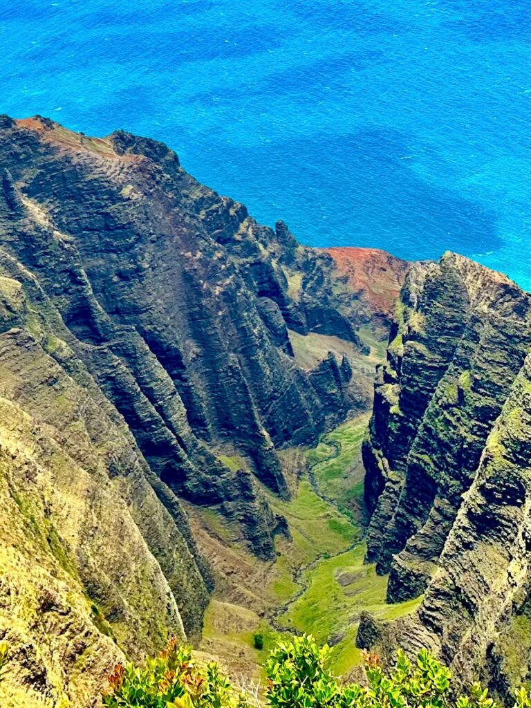 Awa'awapuhi Valley