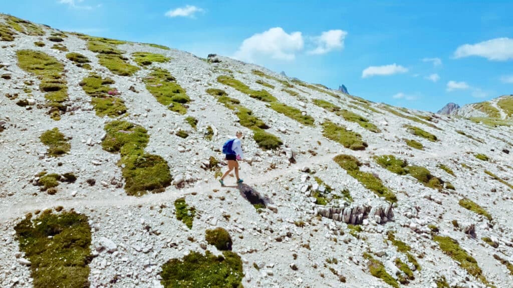 The rocky path to the Cadini di Misurina lookout