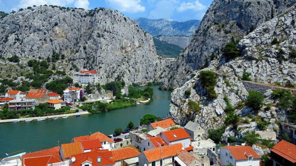 Omis. Photo Credit: Pixabay
