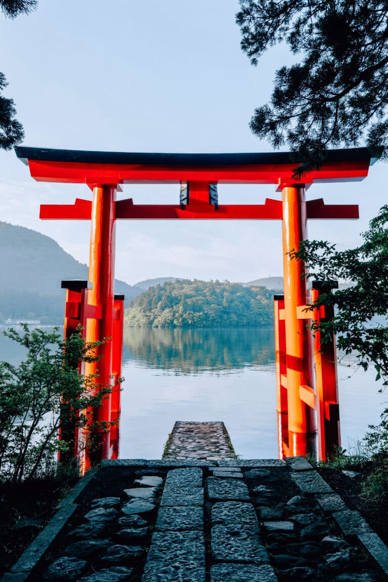 Hakone Shrine